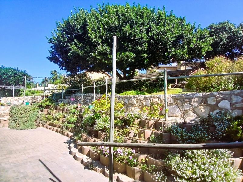 3 Bedroom Property for Sale in Stilbaai Wes Western Cape